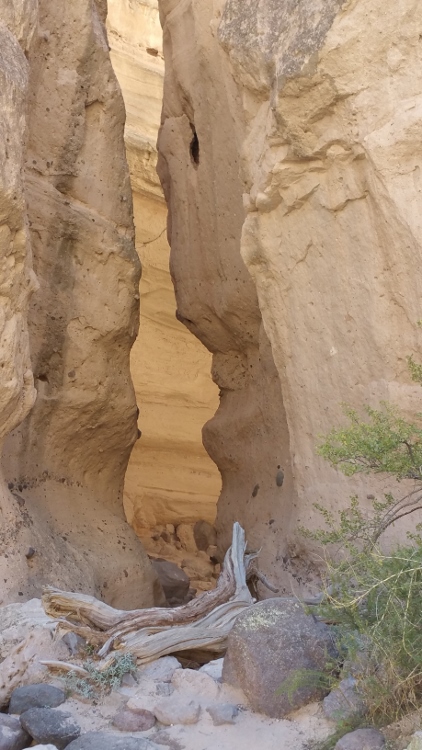 tent rock slot canyon trail